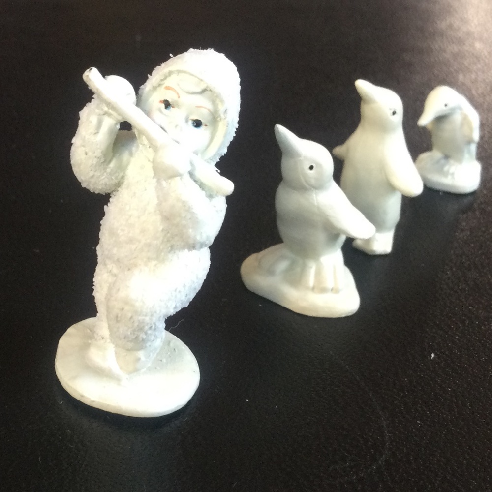 Vintage Snowbabies Miniatures “Penguin Parade”